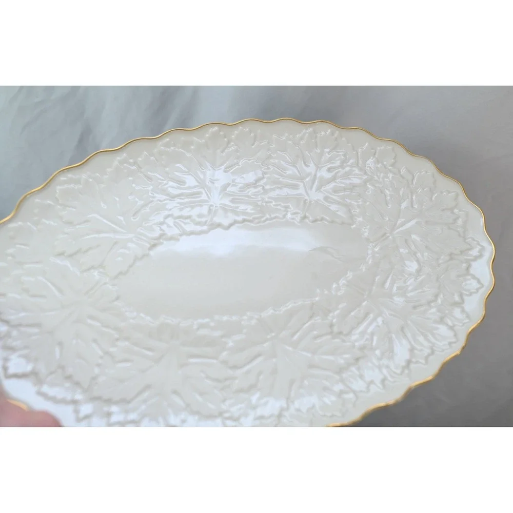 Lenox Vintage Embossed Maple Leaf Oval Serving Platter 24K Gold Trim Ivory 13.5